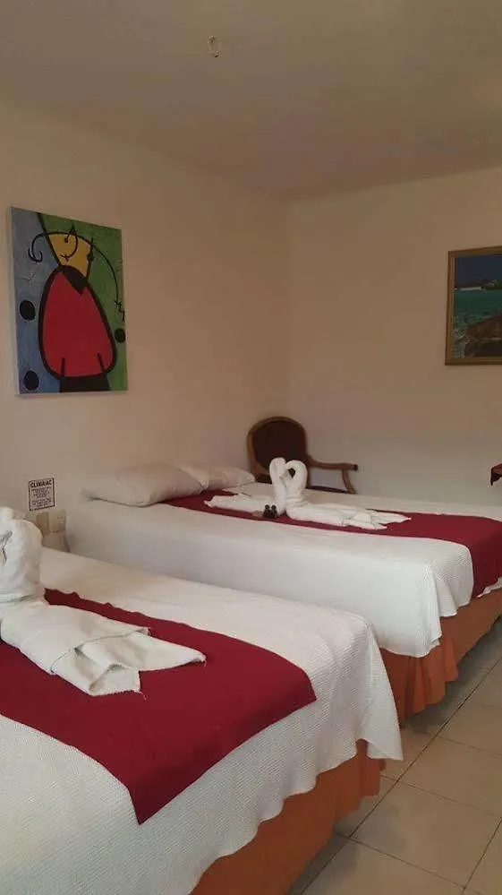 Hotel Dogtown Suites Cancun